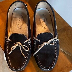 Tod's Black Suede women’s black Loafers sz 9.5